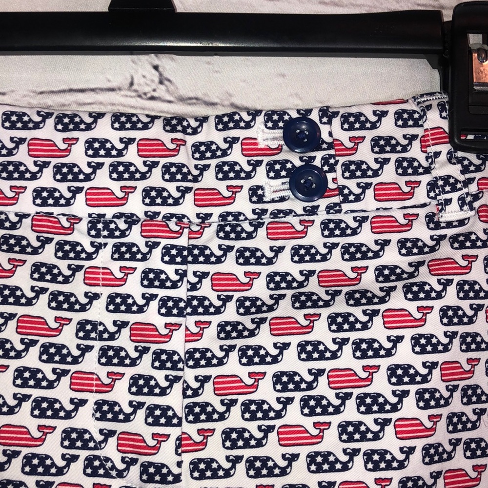 NEW! Vineyard Vines Whale Flag Shorts Size 6 - Picture 4 of 7